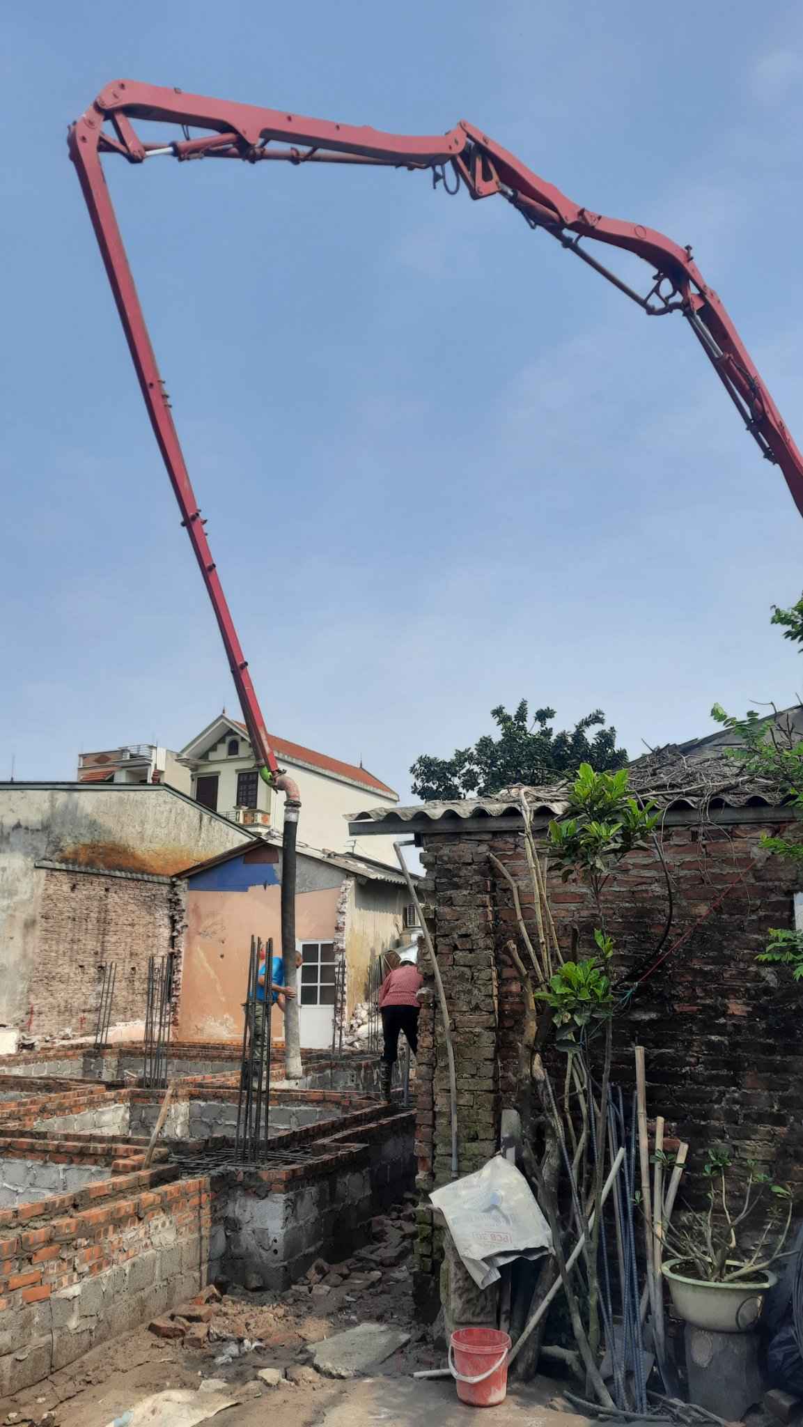 BIỆT THỰ PHỐ 3 TẦNG TÂN CỔ ĐIỂN 8x13m, 5 PHÒNG NGỦ - CHI PHÍ CHỈ KHOẢNG 2 TỶ