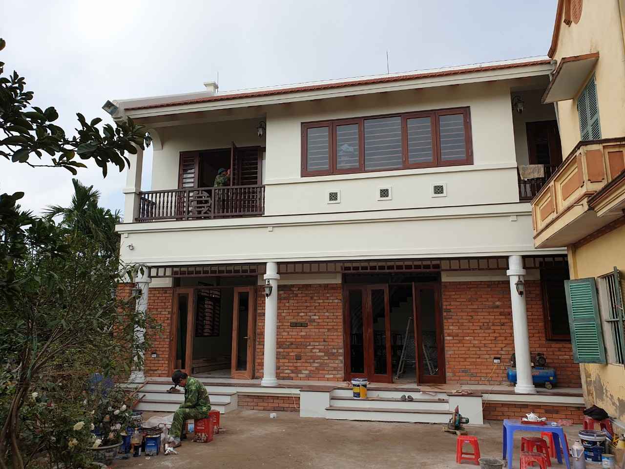 BIỆT THỰ 2 TẦNG MÁI NGÓI TRUYỀN THỐNG 10x7m, CHI PHÍ CHỈ ~1.8 TỶ