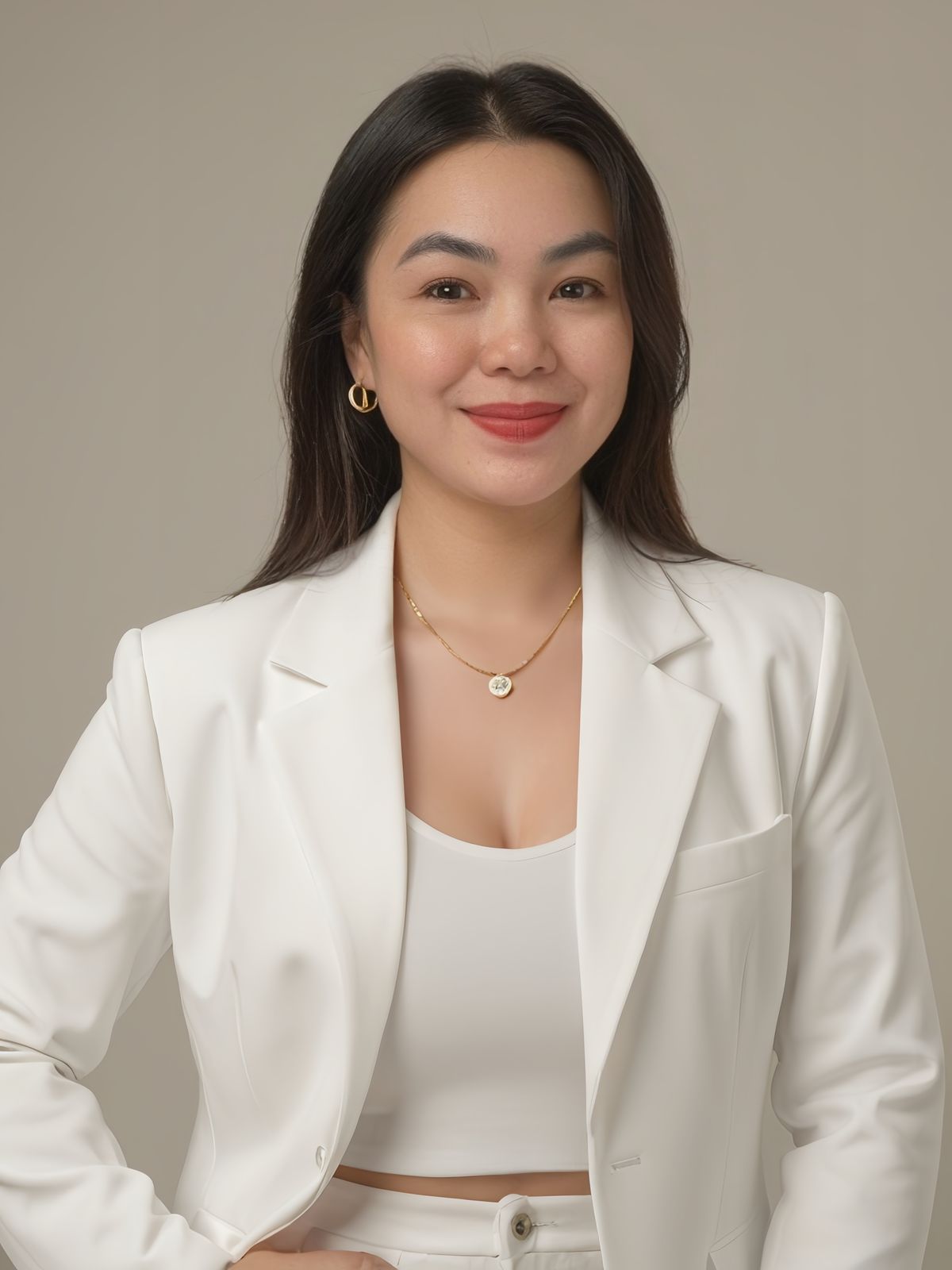 Bà Nguyễn Thị Thu Hà